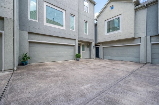 Photo - 1144 Patterson St