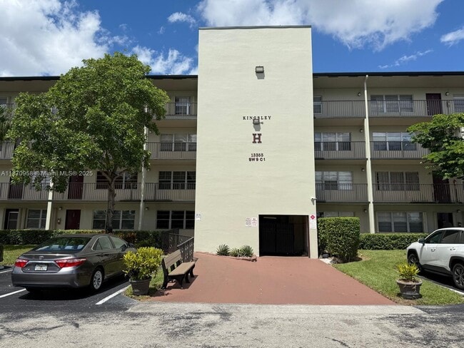 Building Photo - 13355 SW 9th Ct Unit 415H Rental