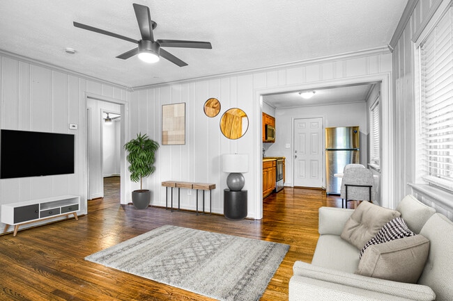 Building Photo - 3447 Pierce St Rental