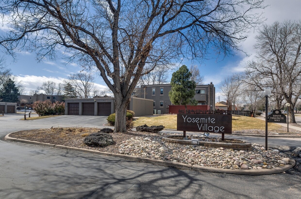 Photo - 1152 S Yosemite Way (Denver, CO)
