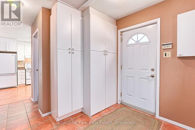 Photo - 209548 ON-26