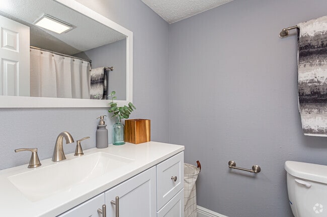 1BR, 1BA - 583SF - The Cove at State Street