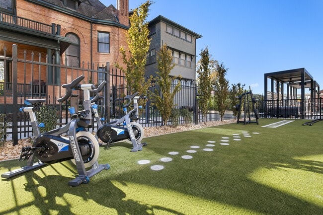 Photo - West Temple Apartments