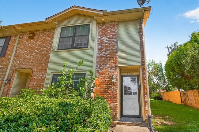 Photo - 6710 Biggs Ct