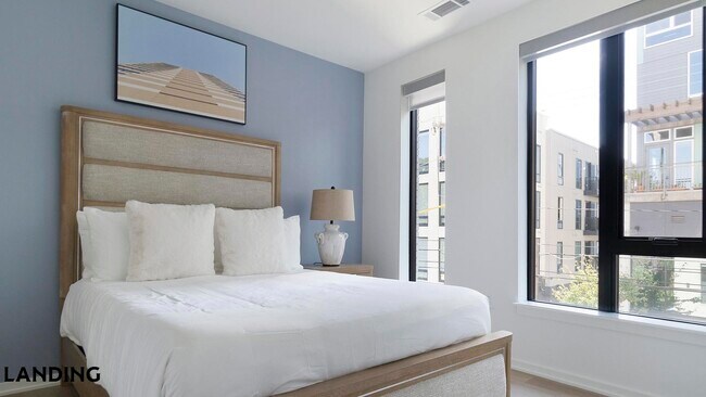 Photo - 318 W Corporation St Unit 1-220