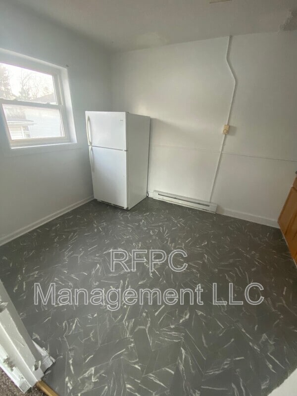 209 College Ave