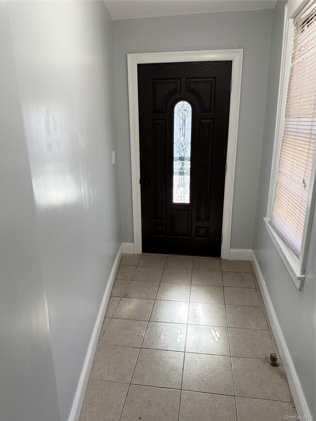 Photo - 111-33 208th St