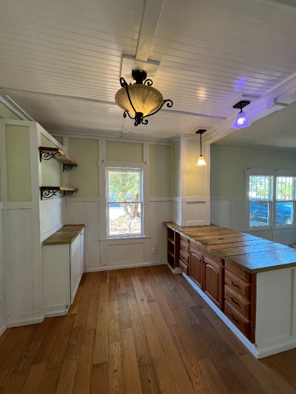 Photo - 3534 Haines Rd N