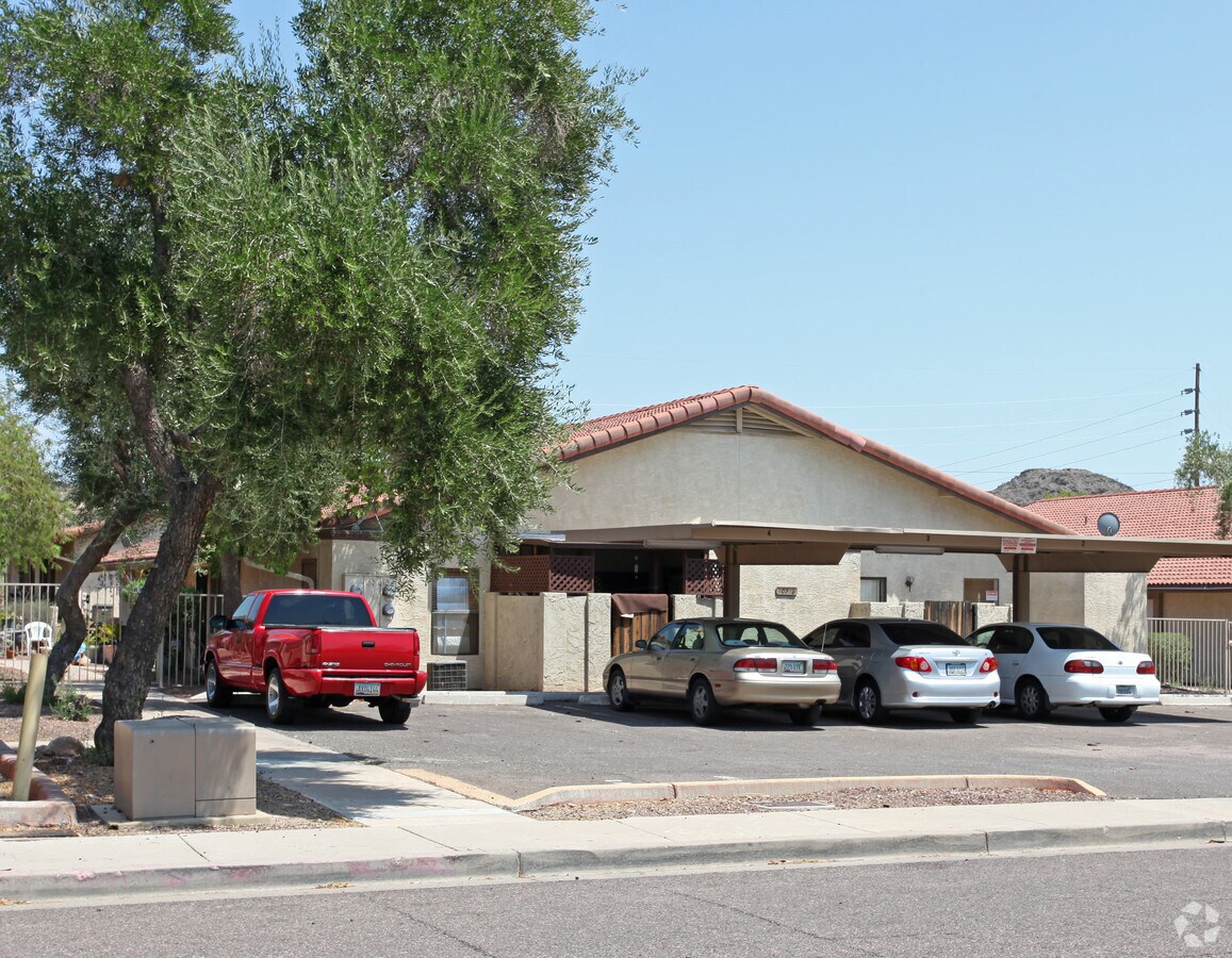 Photo - Cambridge Apartments