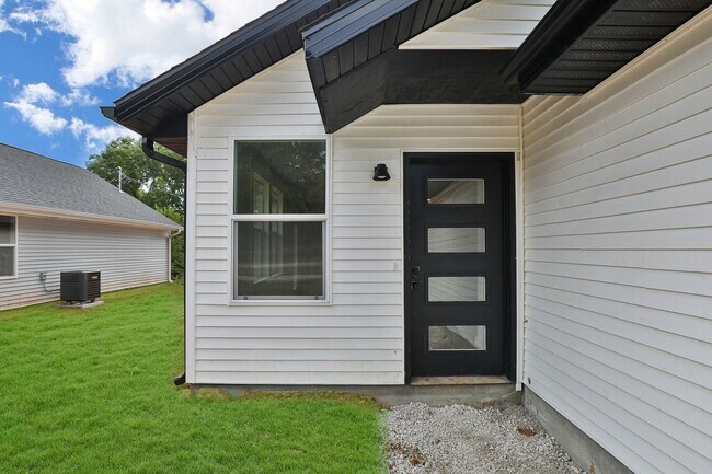 Photo - BRAND NEW 3 Bedroom | 2 Bathroom | 2 Car G...