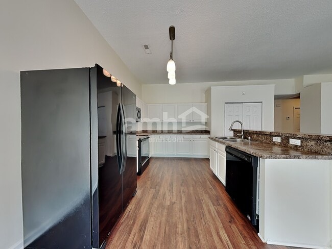 Photo - 120 Salem Ridge Ct