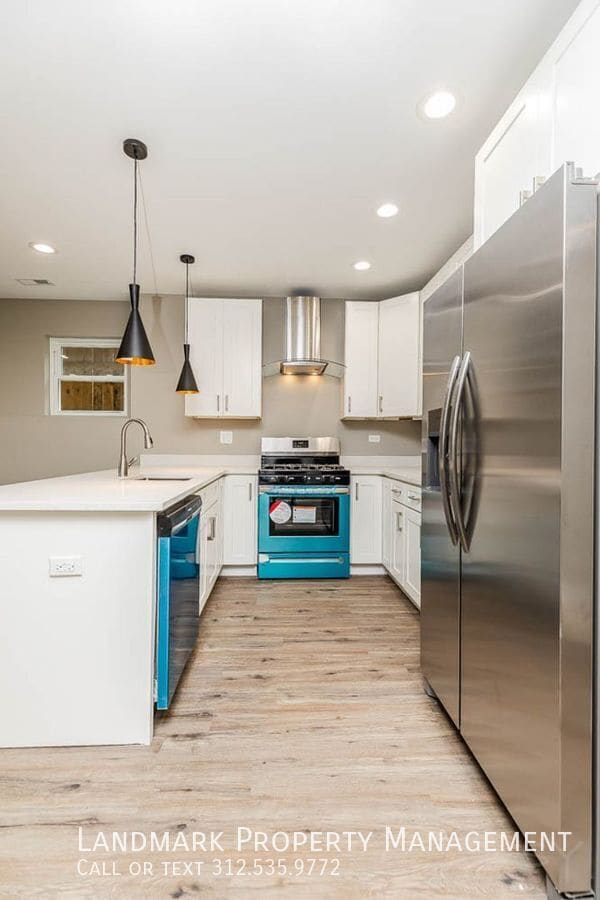 4735 S Michigan Ave Unit 1