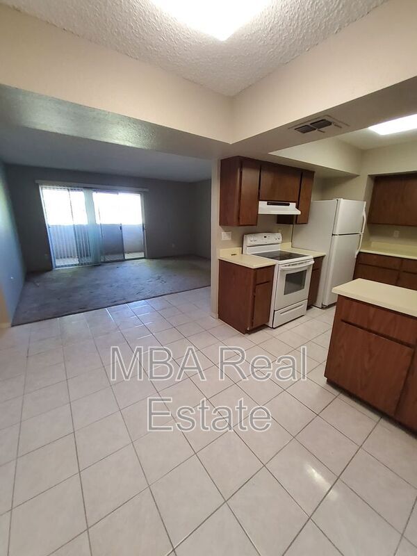 Photo - 4444 E Paradise Village Pkwy N Unidad #231