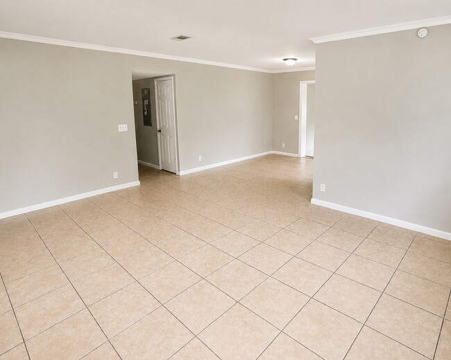 Photo - 7528 Quitina Dr