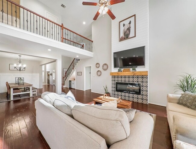 Building Photo - 26635 Becker Pines Ln