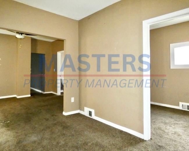 Photo - 2563 Foraker Ave Unidad Lower