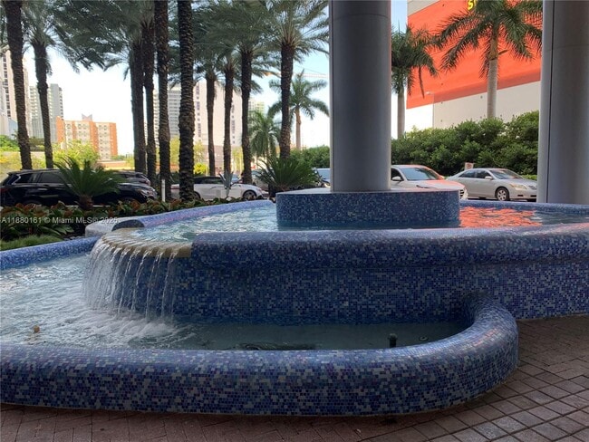 Photo - 185 SW 7th St Unit 1606