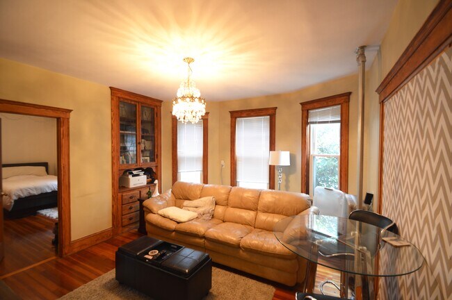 Photo - 29 Fairbanks St Unit 2