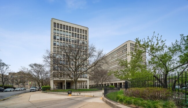 UPC - 1450 E 55th Plz Condo Unit 720S