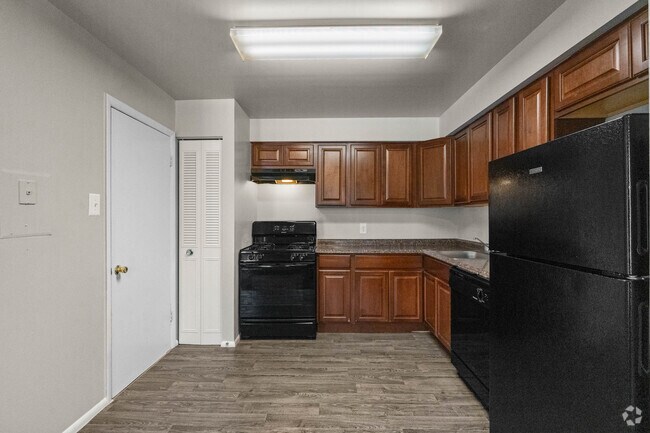 1BR, 1BA - 906SF - Kitchen