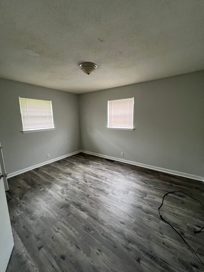 Photo - 1414 Carousel Rd