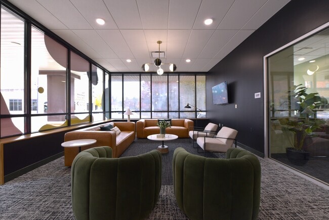 Photo - Yugo Columbia District Flats