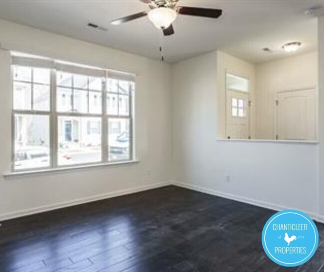 Photo - 5830 Crestlawn Ct