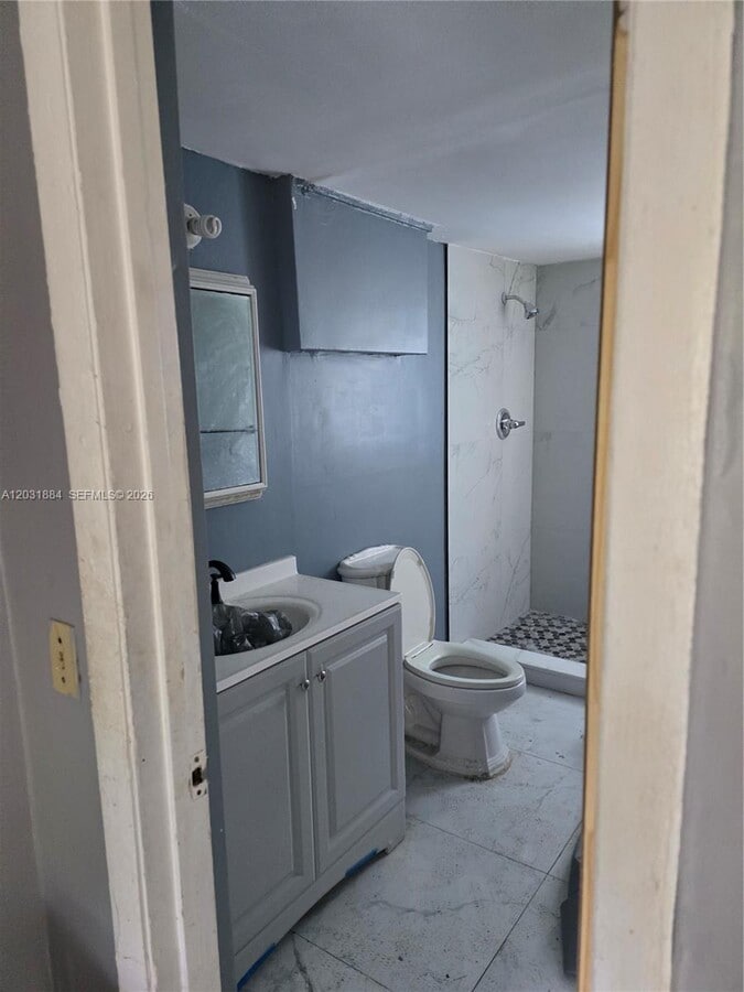 Photo - 840 NE 124th St Unit Rear B