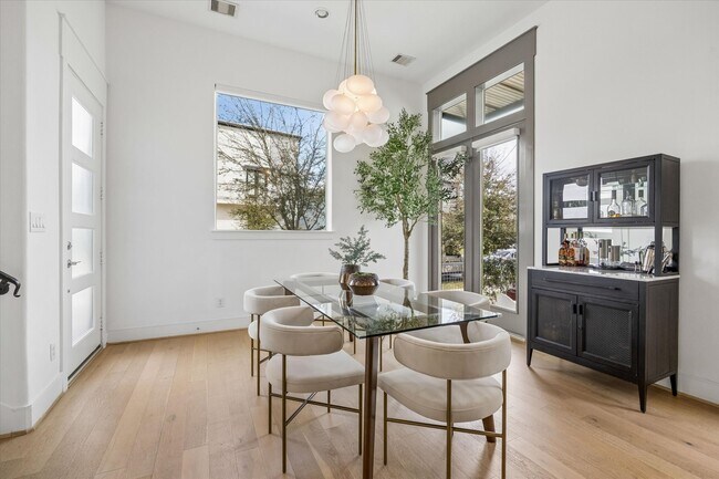 Photo - 9811 Mocking Bird Hill Ln