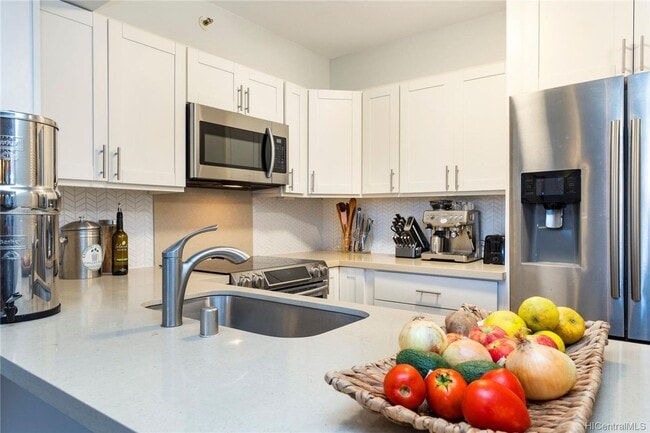 Photo - Kakaako 1/1/1 in "One Waterfront"