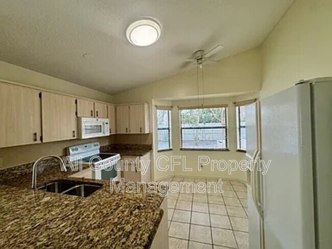 Photo - 2911 Woolridge Dr