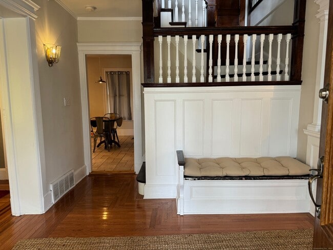 Photo - 98 Alden Ave