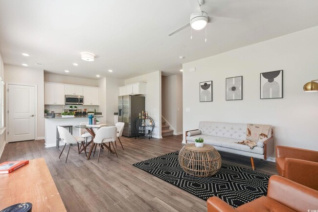 Photo - 300 Champions Blvd