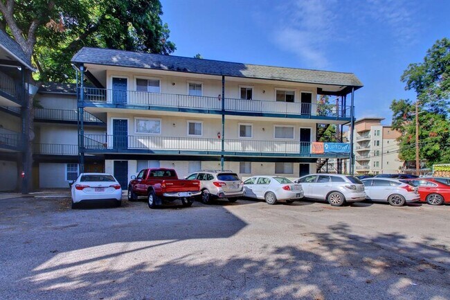 Photo - 1725 Toomey Rd Unit 302