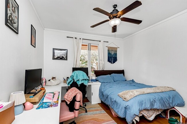 Photo - 521 Europe St