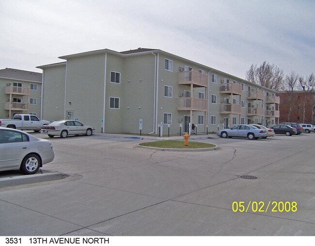 Building Photo - 3531 13th Ave N Unit Condo