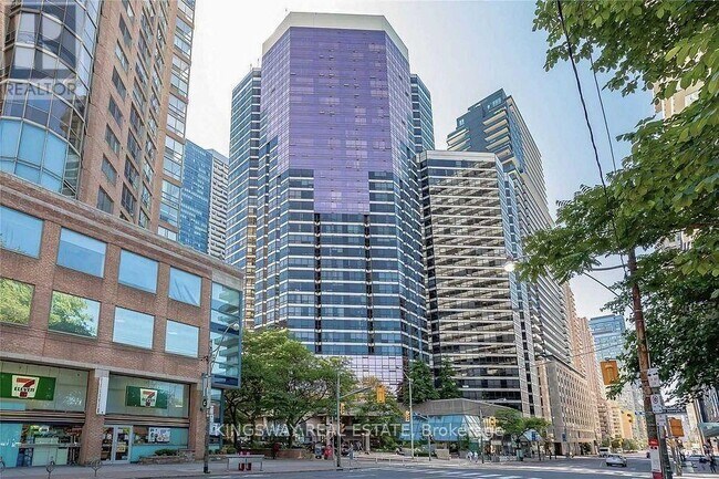 Photo - 1001 Bay St. Unit 2803
