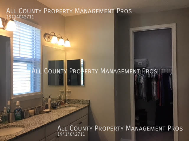 Photo - 866 Molly Cir