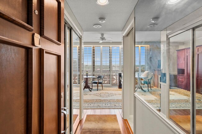 Photo - 1801 Lavaca St Unidad 8B Rental