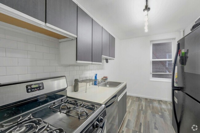 Building Photo - 43 Bronx River Rd Unit 7B Rental