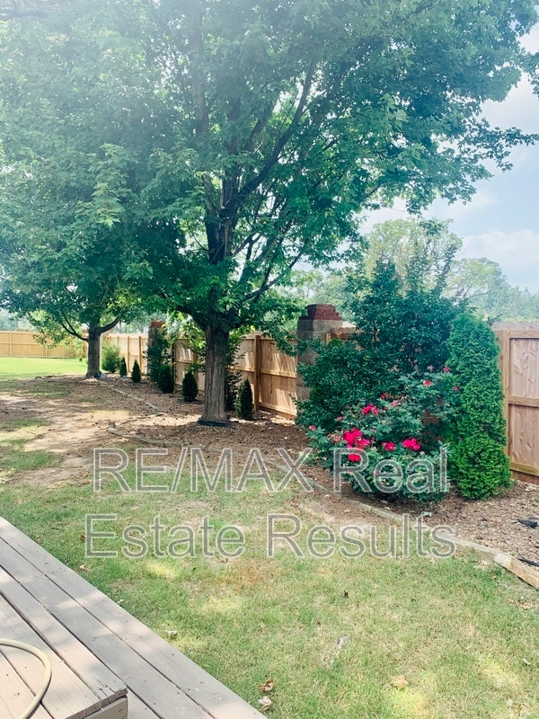 Photo - 5300 S 44th Pl