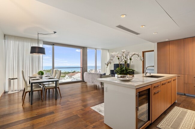 Building Photo - 1555 Kapiolani Blvd Unit 1603