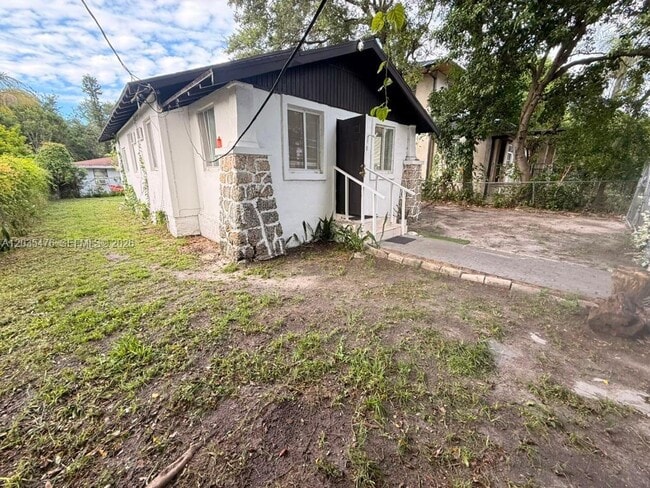Photo - 61 NE 59th Terrace