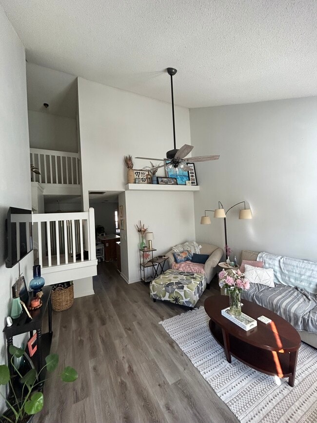 Can be furnished or unfurnished. - 11123 Whitlock Crossing Ct Rental