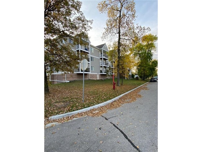 Building Photo - 214 7th Ave SE Rental