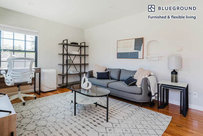 Building Photo - 67 E Hedding St Rental