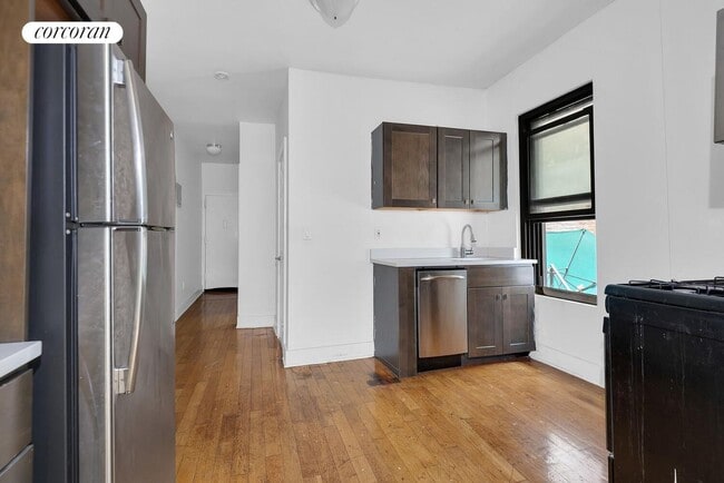 Building Photo - 145 Borinquen Pl