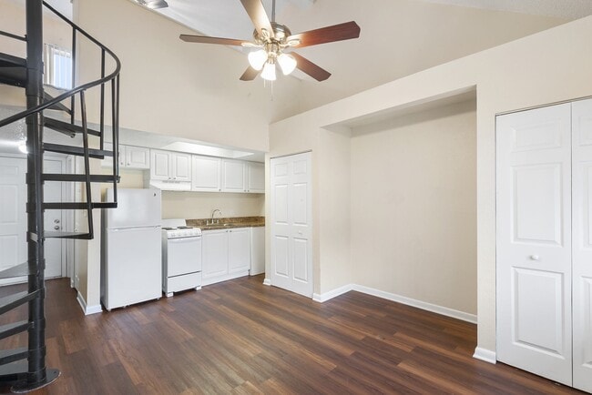 Living Room Kitchen Area