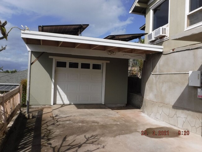 Building Photo - Kahala Hts Cottage 2 / 1 / garage