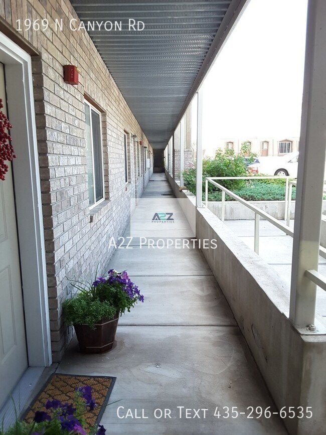 Photo - 1969 N Canyon Rd